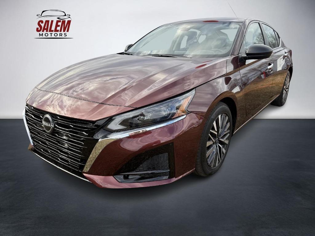 2024 Nissan Altima SV's photo