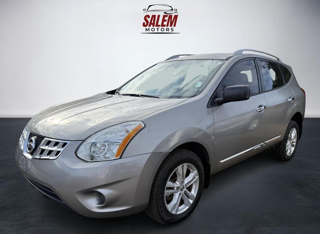 2015 Nissan Rogue Select S's photo